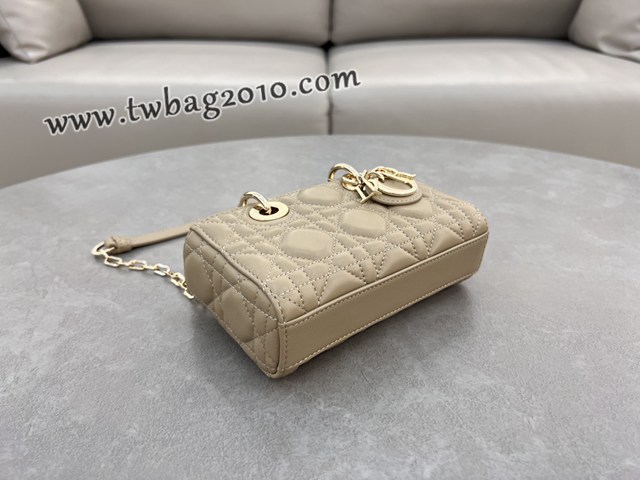 Dior专柜新款迪奥高仿原单杏色新款Lady D-Joy手袋手提女包 djfk1827